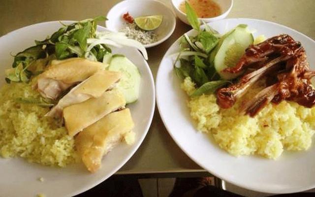 Gà Ta Hiền Hậu - Phở & Miến