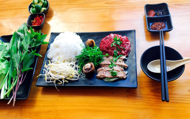 Nhà Hàng Phở Thố Đá Chu Gia