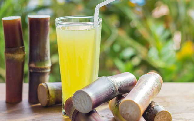 Mía Việt - Lê Hồng Phong