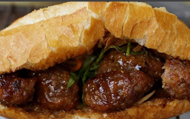8 Tài - Bánh Mì Bò Nướng & Nước Giải Khát - Đường Số 7