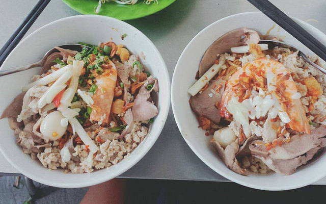 Cô Tuyết - Hủ Tiếu Nam Vang