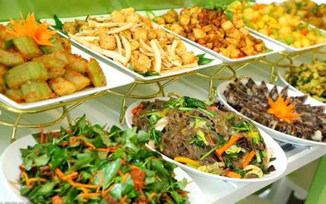 Cơm Buffet - Nguyễn Sinh Cung