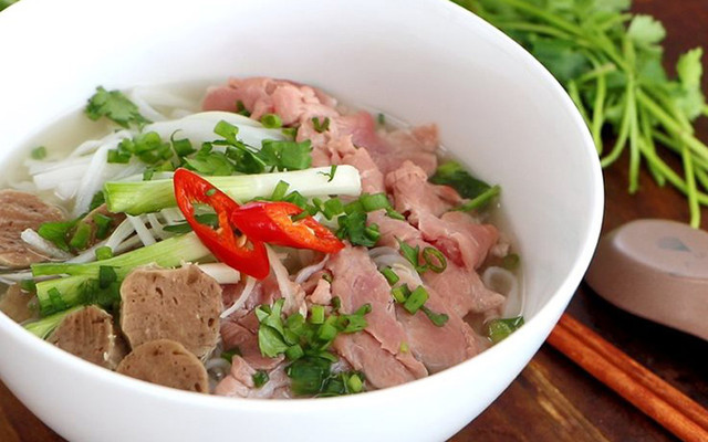 Phở Ngọc Linh - Bạch Đằng