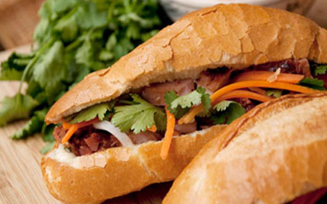 Bánh Mì Hà Nội - 231 Yên Hòa