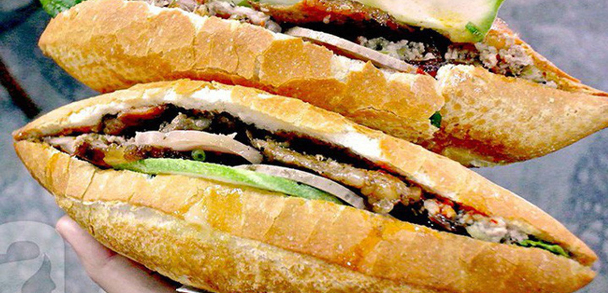 BÁNH MÌ QUỲNH ANH VỚI LỚP VỎ GIÒN RỤM NHÂN ĐẦY ẮP HẤP DẪN