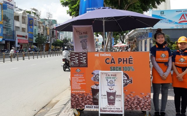 Classic Coffee Take Away - Quang Trung
