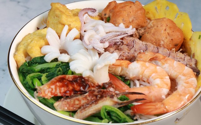 Bún Hải Sản Mẹ Su - 15 Trương Công Giai