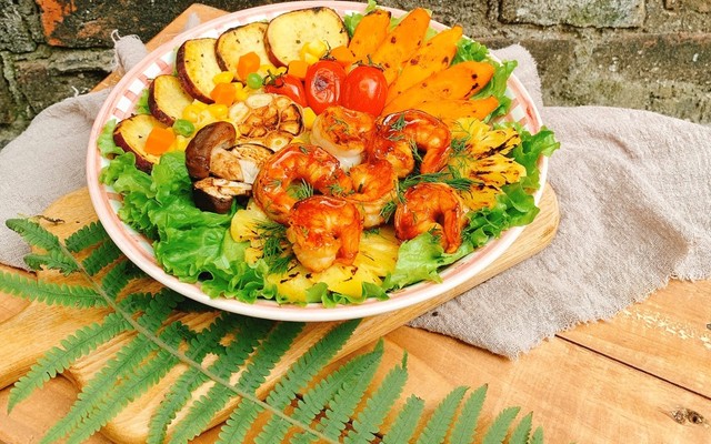 Freshly - Saladhealthy & Detox