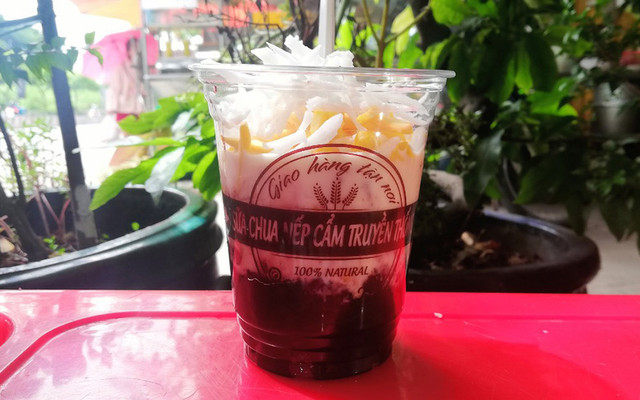 Sữa Chua Nếp Cẩm Truyền Thống - Nguyễn Hữu Thọ