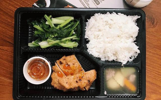 Quán Nhà Nâu - Cơm & Lẩu