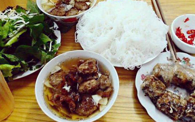 Bún Chả Bà Dung - Chùa Láng