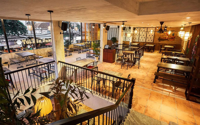 Bốc - Food & Beer Garden