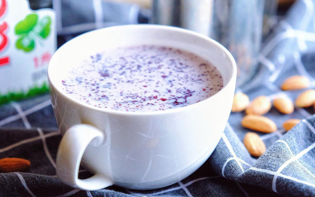 Sữa Chua Ông Ngót - Văn Cao