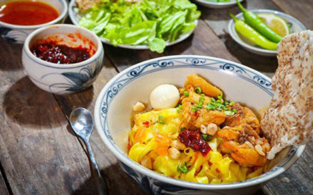 Quán Hồng - MÌ Quảng & Cao Lầu