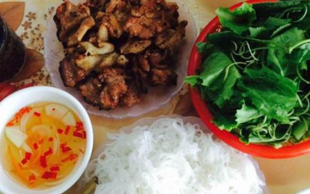 Bún Chả Thùy - Cát Dài