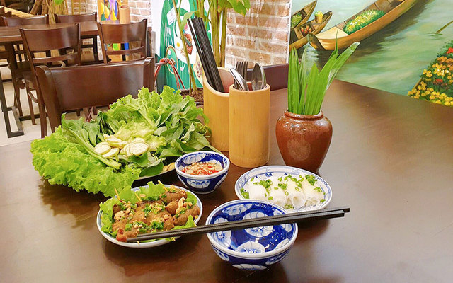 Cô Nguyễn Kitchen