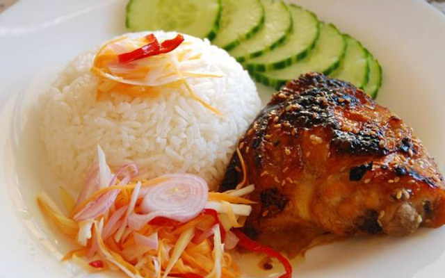 Tiệm Hai Hìu - Cơm, Bún Đậu & Ăn Vặt