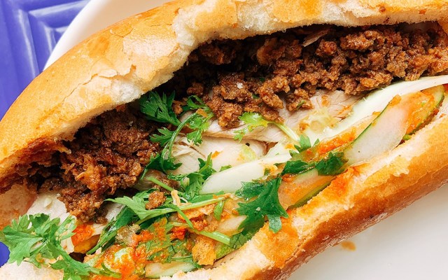 Bánh Mì Pate - Lê Quý Đôn