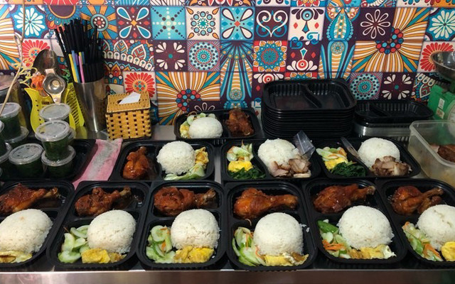 Bếp Văn Chương - Cơm Gà Sốt Cay Hàn Quốc Online