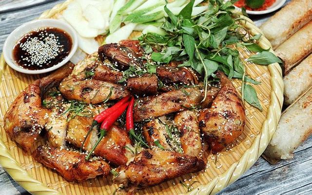Phương - Gà Lên Mẹt & Cơm Lam