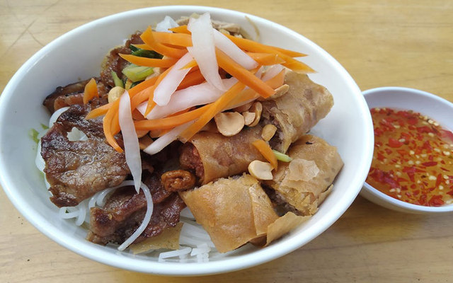 Anh Thư - Bánh Mì & Bún Thịt Nướng