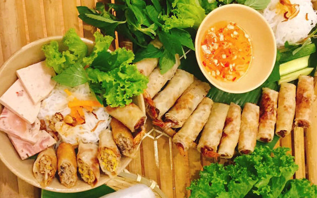 Gánh Tre - Chả Giò Ram Bắp - Lê Văn Lương