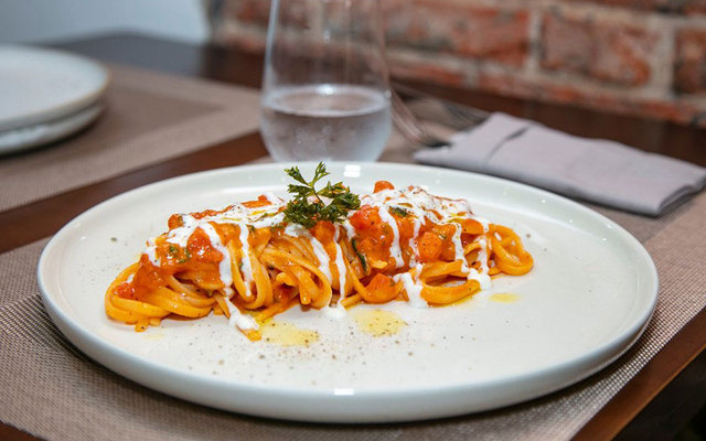 Into The Kitchens - Nhà Hàng Âu