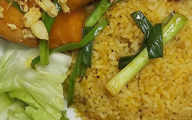 Cơm Gà Cô Sáu - Đường 38