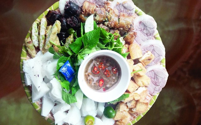 Mẹt Quán Bún Đậu