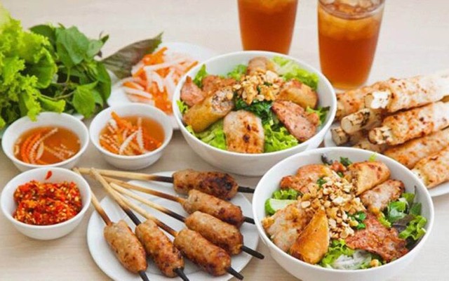 Cô Tín - Bún Thịt Nướng & Cơm Tấm