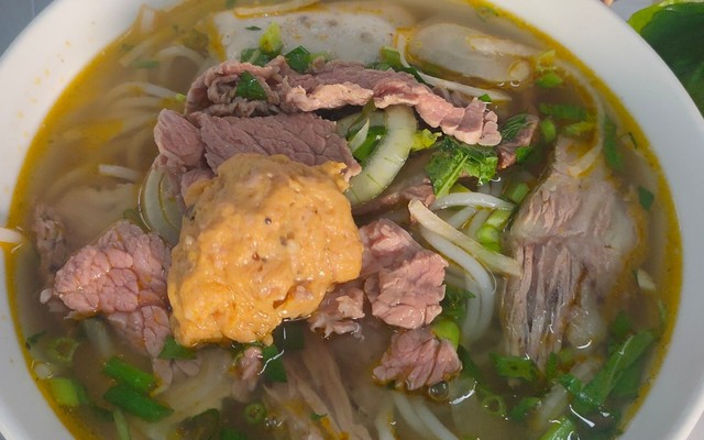 Bún Bò Nguyên Hương