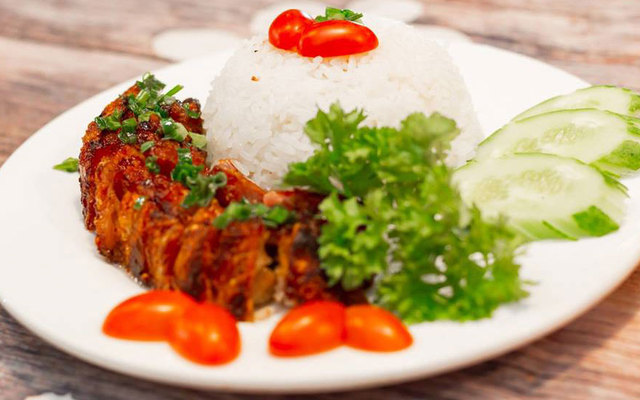 Cơm Văn Phòng, Cơm Gà Xối Mỡ & Bánh Xèo Quảng Ngãi