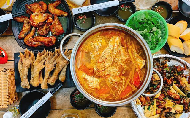 Vũ Gia - Chân Gà Rang Muối