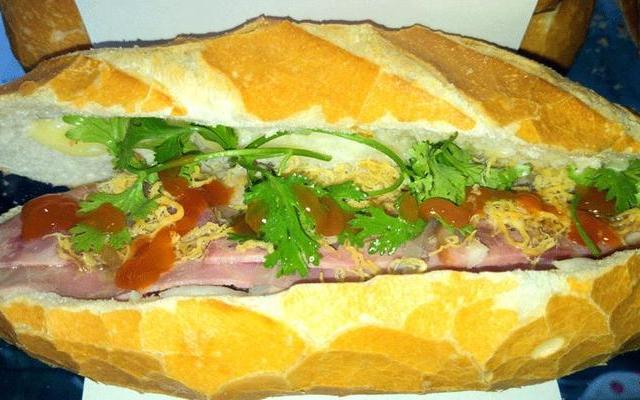 Bánh Mì Hồng Phát - Nguyễn Tri Phương