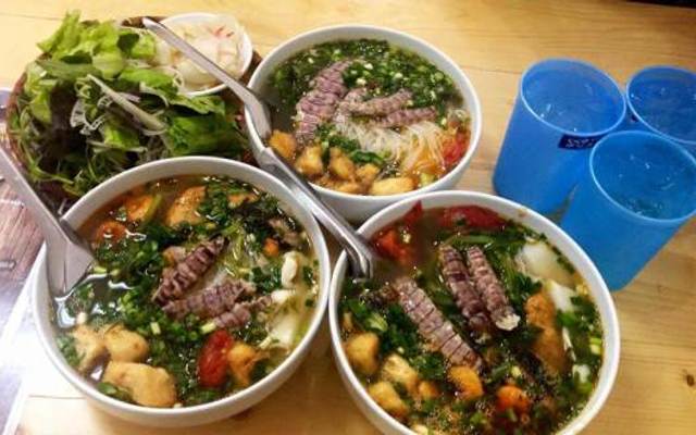 Bếp Trang Xinh - Bánh Đa Trộn Hải Sản