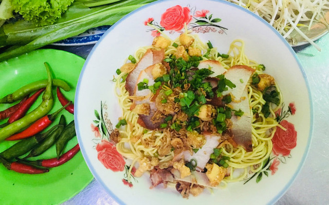 A Ty - Mì Xíu & Phở