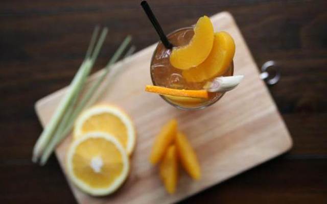 Alley Garden - Nguyễn Chí Thanh