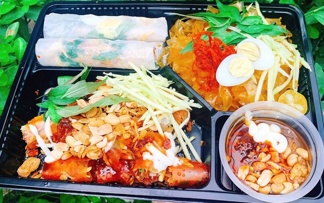 Bánh Tráng Gấu Mi Nhon - Trần Thanh Mại