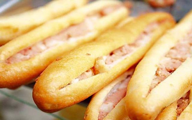 Bánh Mì Que Pate Ông Cuông Hải Phòng - Nguyễn Tuân