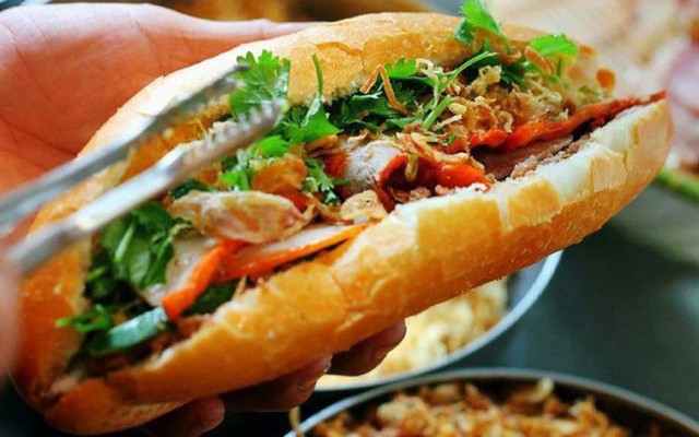 Tiệm Bánh Mì Tử Tế - Định Công
