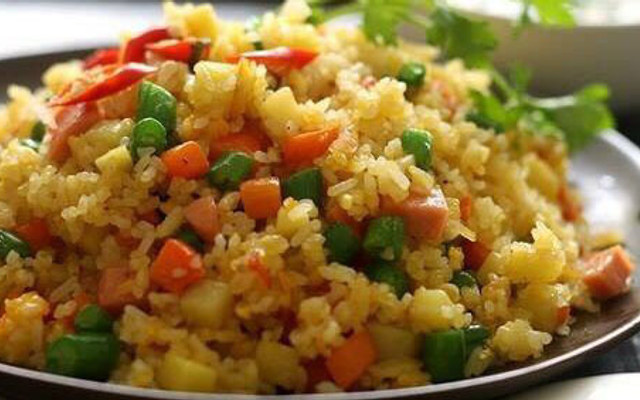 Cơm Ngon Văn Phòng & Cơm Gà Đồi - Thành Công