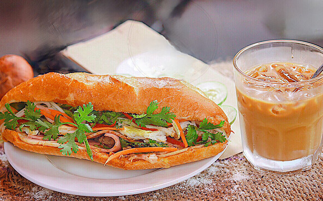 Bánh Mì Ông Toàn