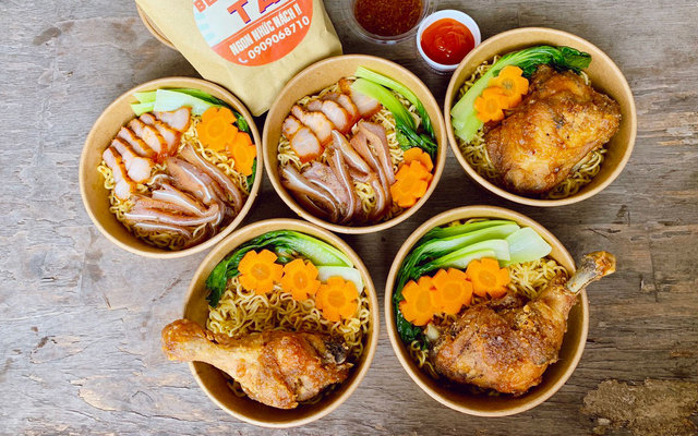 Bếp Ngoại Tám - Mì Trộn & Cơm Trưa Văn Phòng