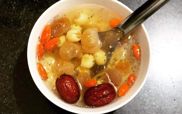 Chè Dưỡng Nhan Tường Lê - Shop Online