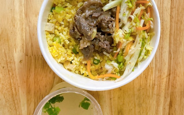 Linh Tâm - Cơm Rang & Phở Cuốn