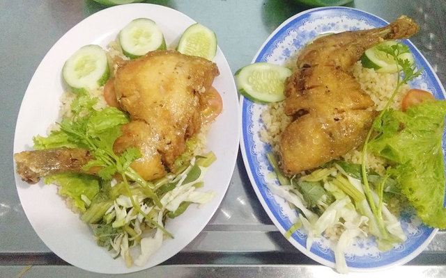 Cơm Gà Xối Mỡ - Cường Phát 8