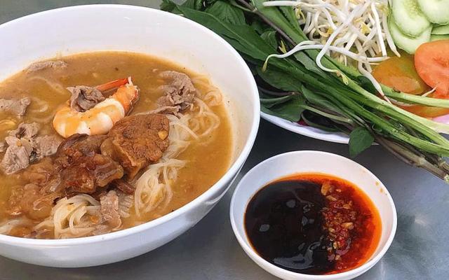 Líng - Hủ Tiếu Sa Tế