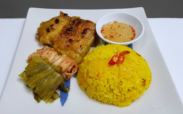 Vĩnh Tín Quán - Cơm Gà Nướng Sả Tây Ninh