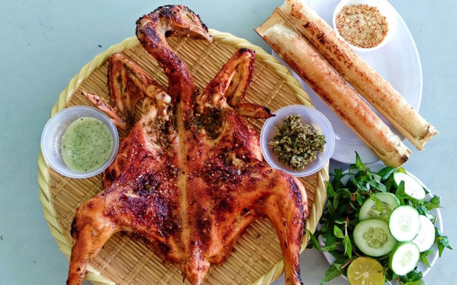 Gà Nướng Cơm Lam Tây Nguyên