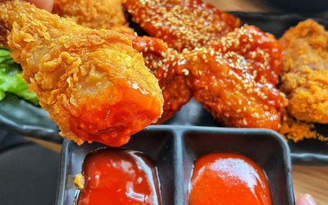 Gà Rán & Chè Sài Gòn - Phan Đình Giót